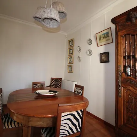 公寓 Roussy Romaine