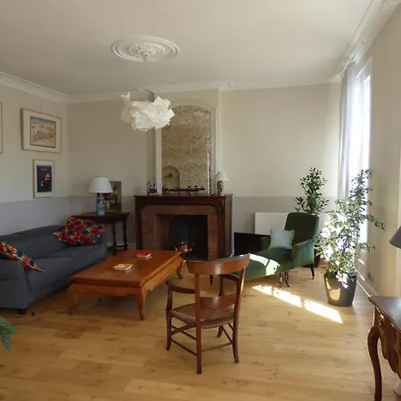 Roussy Romaine Apartment Nimes
