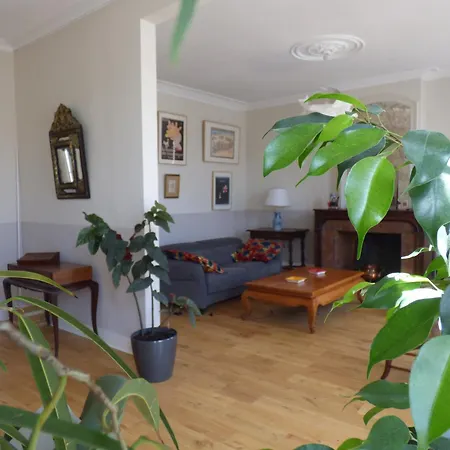 Roussy Romaine Apartment *